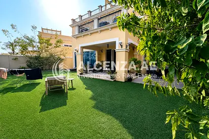 Luxury Fully Furnished 4BR Villa | Jumeirah Park
