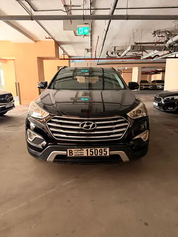 Hyundai Grand Santa Fe 2014 | GCC Specs | Well Maintained