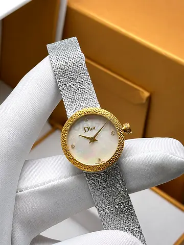 Dior women's gold-tone mother-of-pearl bracelet Master Quality watch 🔥 🔥