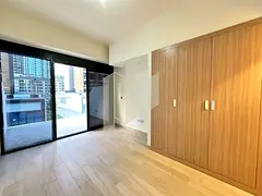 Hot Deal ! | 4 cheques | Elegant Studio