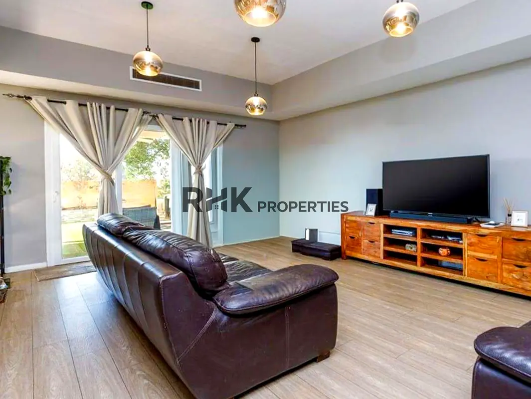 Fully Upgraded & Extended |Family Home |Single Row