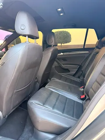 صورة 12 لـ 2019 Volkswagen GOLF R