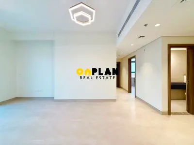 Vacant Spacious 2BR l Street view l Exclusive