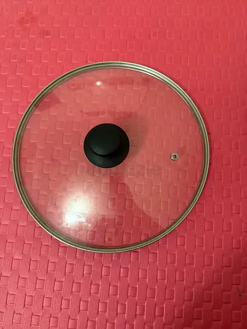 Glass Pot Lid with Steam Vent (Fits Various Pots) - Good Condition