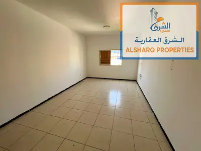 Large space - Built-in wardrobes - Laundry room - Separate kitchen - Central air conditioning - Fre