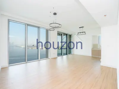 Spacious 2BR | Sea and Skyline View | Vacant