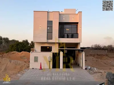 Prime location in Al-Haliyo near the mosque | 1,722 sq ft | 3 master bedrooms | Quiet residential location | Special price including registration and