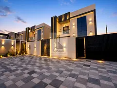 Modern villa with swimming pool, no annual fees, 4 bedrooms