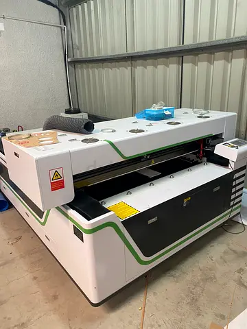 Cnc ليزر