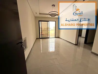 ثاني ساكن-الجرف3-غرفة نوم ماستر 2 حمام بتشطيبات حديثة بلكونة بإطلالة مفتوحة تكييف وتبريد مركزي تشطيبات مودرن وراقية