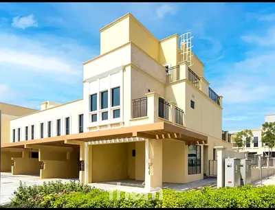 Stunning 5 BR Townhouse in Malta | DAMAC Lagoons