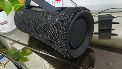 Sony SRS-XG300 Portable Bluetooth Wireless Speaker Mega Bass with Handle - Excellent Condition