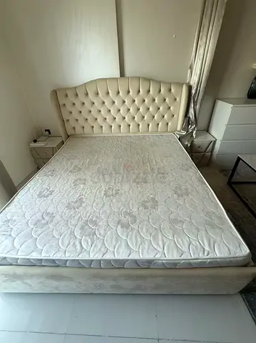 King bed with mattress 500 AED very good condition