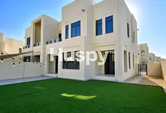 Type E | With Maids | Corner Unit