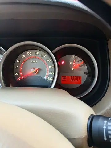 2009 Nissan TIIDA — миниатюра 3