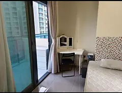 Nice private room available in Lady apartment