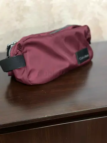 Maroon Calvin Klein Toiletry / Travel Pouch - Gently Used