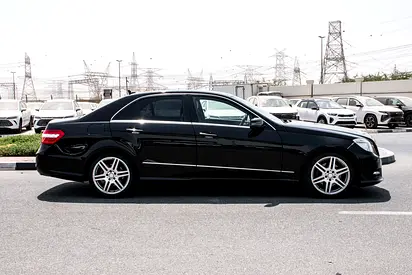 صورة 4 لـ 2012 Mercedes-BENZ E-CLASS