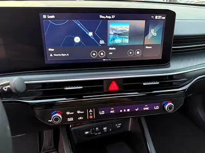 2026 Kia K5 GT-Line — zdjęcie 18