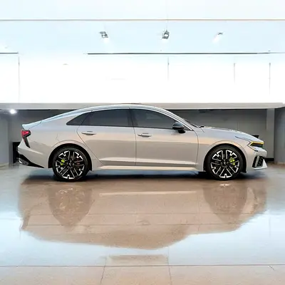 2026 Kia K5 GT-Line — zdjęcie 5