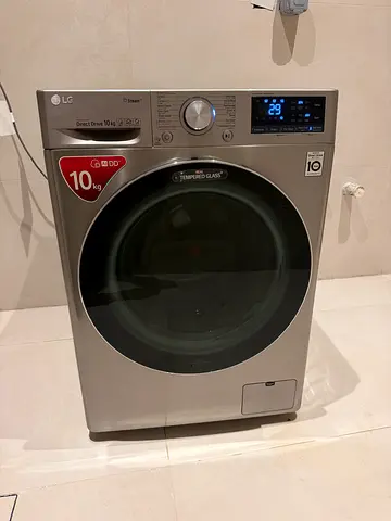 LG washing machine 10kg almost New Model