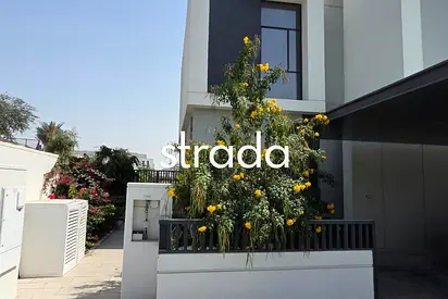 Beside Park | Single Row | Corner Unit