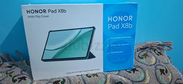 HONOR Pad X8b 8-inch Tablet with Flip Cover - Brand New Boxed