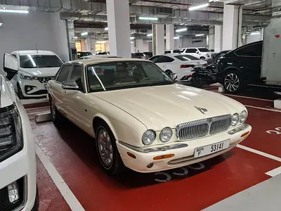 2001 Jaguar XJ 照片 6