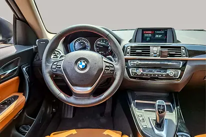 صورة 10 لـ 2018 BMW 2-SERIES