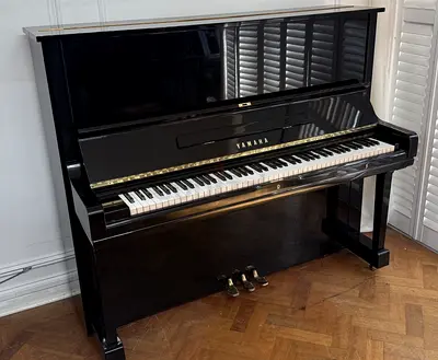 Yamaha Full Size Upright Piano Black