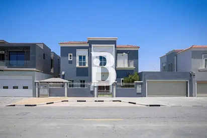 7 bedroom | Vastu | Pool | 8 car park