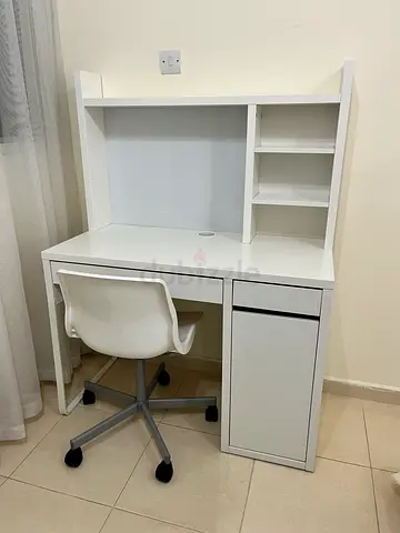 IKEA MICKE white desk for sale