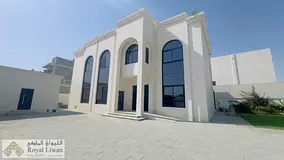 Luxury Independent 6BR Villa with Spacious Layout in Nad Al Sheba 3