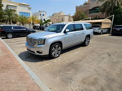 2019 GMC YUKON — фото 5