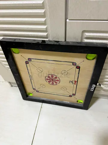 Kids carromboard