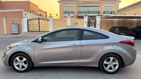 2016 Hyundai ELANTRA 照片 12