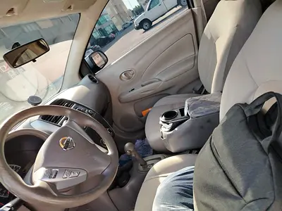 2015 Nissan SUNNY 缩略图 5