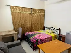 Room for Rent Muweilah (National paint)