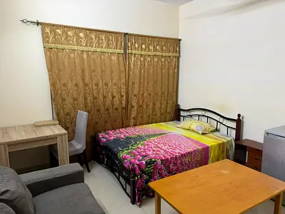 Room for Rent Muweilah (National paint)