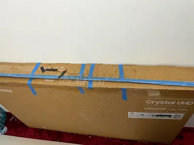Samsung Crystal UHD TV 138 cm (55") - New in box