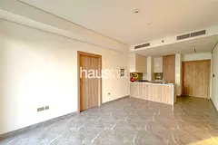 Corner Unit | Canal Views | Modern Design