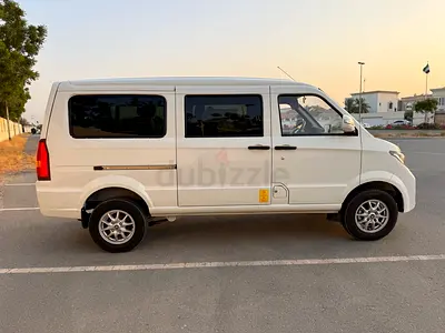 Victory V2 Passenger Van, миниатюра 5