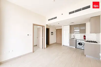 Vacant | Unfurnished | High Floor