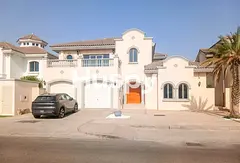 Private Pool | Vacant Now | Direct Beach Access