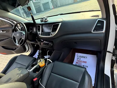 صورة 12 لـ 2017 Hyundai TUCSON