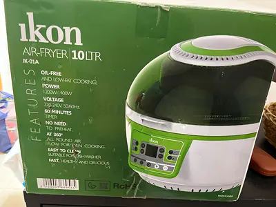 Ikon 10L Air Fryer IK-01A — 1200/1400W, Digital Timer (Green/White)