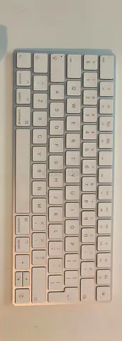 2x slim white Mac wireless keyboards - excellent condition