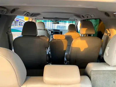صورة 8 لـ 2011 Toyota SIENNA