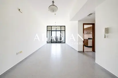 Vacant | Spacious | Prime Area