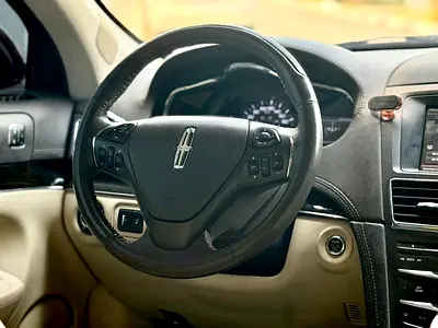 صورة 9 لـ 2014 Lincoln MKT